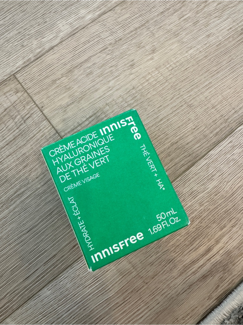Innisfree Green Tea Hyaluronic Acid Moisturizer — Green